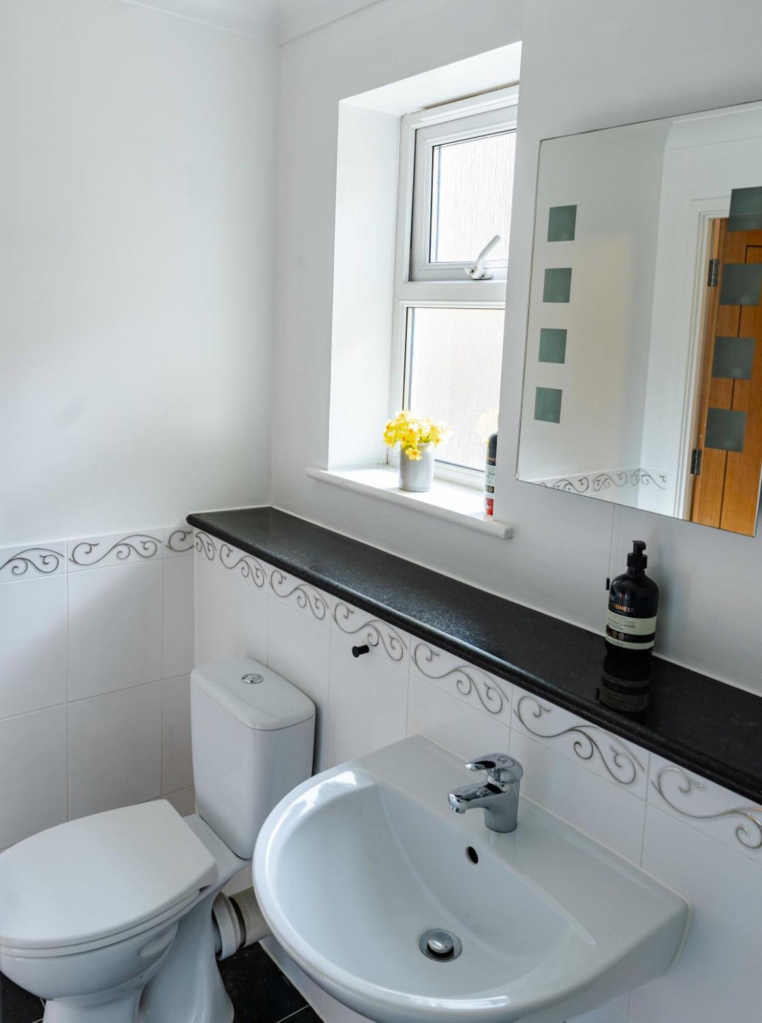 Modern Apartment Near Old Town With Parking Margate Zewnętrze zdjęcie